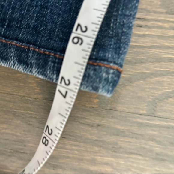 St. John Sport Vintage Straight Leg Medium Wash Women’s Jeans size 4 - Picture 5 of 11